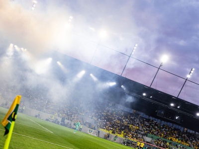 Gaz podczas meczu GKS-u Katowice. “Zaproponujemy darmowe bilety”