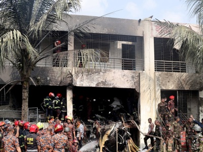 Tragedia w Bangladeszu. Wojskowy samolot spadł na budynek uczelni