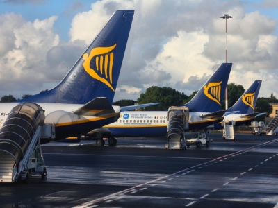 Ryanair zbił koszty i poprawił wyniki finansowe