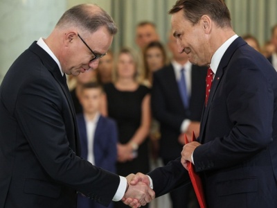 Nowy rząd Tuska zaprzysiężony. Prezydent: „wiadomo, kto ponosi odpowiedzialność”