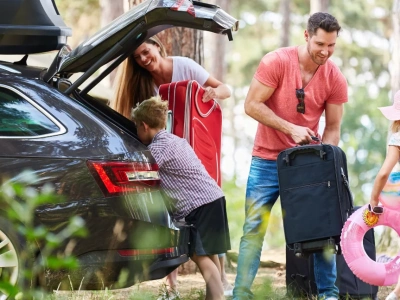 Jak przygotować się do wyjazdu na camping? Kompleksowy poradnik dla początkujących i nie tylko