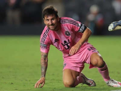 Messi upadł na murawę i już wiedział. Była 11. minuta