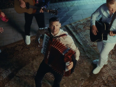 Bayera z taneczną nowością „Romeo”. Posłuchaj jako pierwszy!