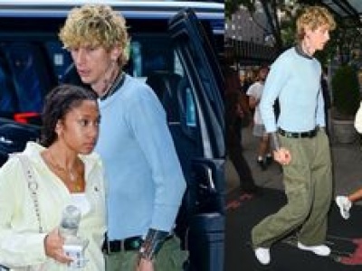 Machine Gun Kelly maszeruje przed nowojorskim hotelem w towarzystwie 16-LETNIEJ CÓRKI