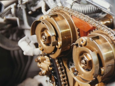 Silnik na łańcuchu czy pasku rozrządu? Mechanicy mają swoje zdanie
