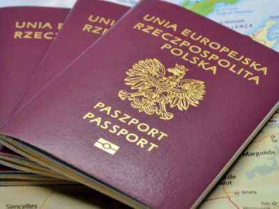 Polski paszport w światowej czołówce. Silniejszy niż USA