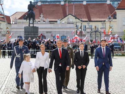Czy czeka nas prezydent jeszcze gorszy? Nawrocki już przeciąga linę, to czerwony alarm