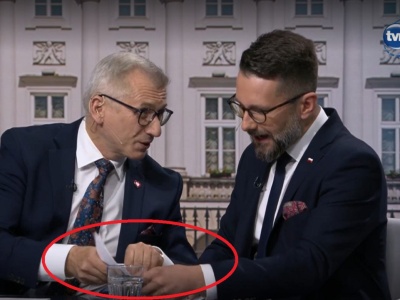 Fogiel kontra Kwiatkowski, czyli awantura o kartki. 