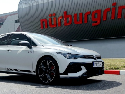 VW Golf GTI Clubsport to hot hatch idealny? Test ekstremalny na Nürburgringu