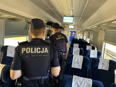 Alarm bombowy, pociąg zatrzymany, ewakuacja 360 pasażerów! Kto był sprawcą?