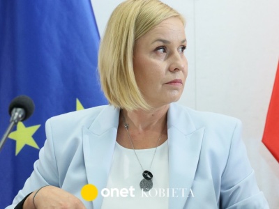 Próbują dociec, czy posłanka mieszka z kobietą. 