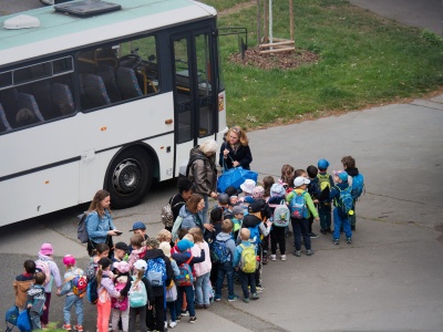 Była opiekunką na kolonii. 