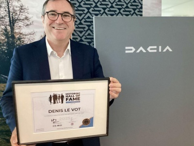 Szef marki Dacia trafił do galerii sław motoryzacji. To on odpowiada za sukcesy modeli Duster, Bigster i Sandero