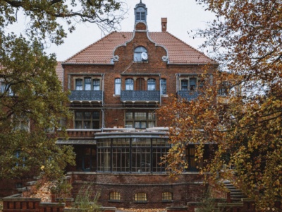 Trzebiechów ma jedyne takie wnętrze w Polsce. Sanatorium projektu Henry’ego van de Velde uznane za pomnik historii
