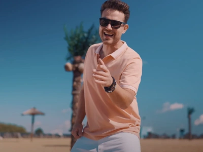 Luka Rosi z wakacyjną premierą „Kocham ją”. Zobacz klip