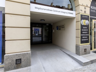 Bezpłatna nauka cyfrowa dla mieszkańców Rzeszowa. Startuje Klub Rozwoju Cyfrowego