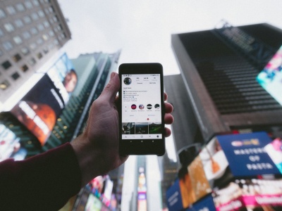Jesteś na L4? ZUS to sprawdzi, lepiej nie chwal się urlopem w social mediach