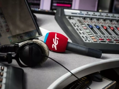 Nie ma mocnych na RMF FM. Radio ZET i Plus z najlepszymi wynikami od lat, kilka stacji mocno w dół