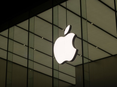 Apple oskarżone o kradzież technologii. Trwa sądowa batalia o odszkodowanie