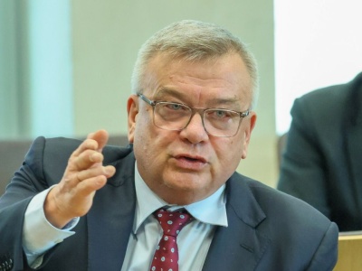 Żona najbogatszego posła otrzymała ponad milion złotych z KPO. 