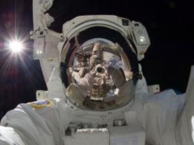 Kosmiczny lekarz. Sztuczna inteligencja będzie leczyć astronautów