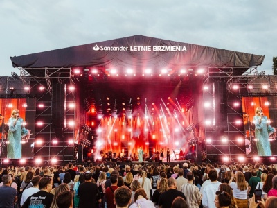 Powrót legendy, czyli Santander Letnie Brzmienia w Warszawie — dzień I [RELACJA]