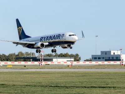 Ryanair odwołuje loty do Francji! A wszystko przez… podatki