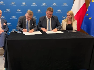 Bezpłatna pomoc prawna dla beneficjentów „Czystego Powietrza”. WFOŚiGW w Katowicach podpisał porozumienie z Izbą Adwokacką