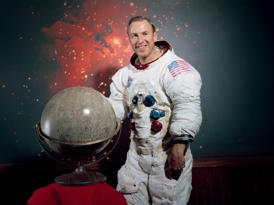 Zmarł Jim Lovell. Człowiek, który znał smak ciszy między gwiazdami