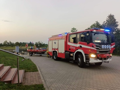 Dwa ciała znalezione we wraku zatopionego auta