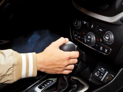 Jeśli masz auto od 5 lat, kara to nawet 1300 zł. Kontrole już trwają