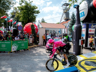 Finał Tour de Pologne 2025 pod Kopalnią Soli „Wieliczka” [ZDJĘCIA]