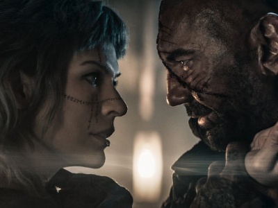 Polacy oszaleli na punkcie zmiażdżonego przez krytyków filmu akcji z Millą Jovovich na Prime Video. Nakręcone w Polsce fantasy stało się numerem 1 już dzień po premierze