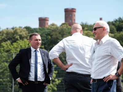 Kamieniec Ząbkowicki. Minister Sportu odwiedził miasto. Rozmowy o odbudowie infrastruktury po powodzi