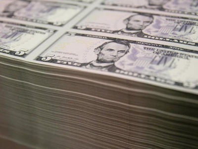 Deficyt budżetowy USA wyższy niż oczekiwano