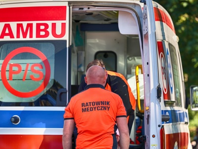 50-latek błyskawicznie skazany za atak na ratownika