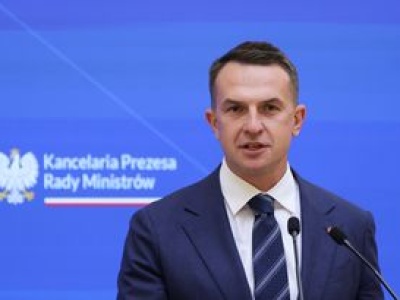 Rzecznik rządu skłamał? Adam Szłapka w ogniu krytyki