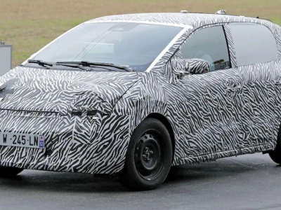 Nowe Renault Twingo (2026) przechodzi testy. IV generacja w stylu retro