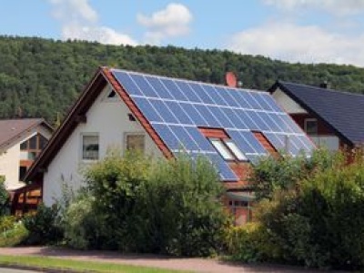 Upały a fotowoltaika. Panele wyprodukują mniej energii