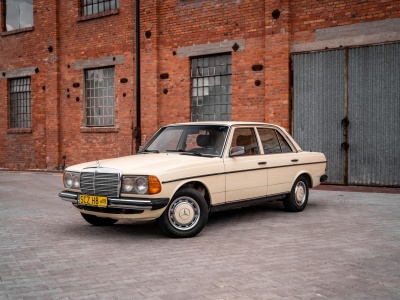 Mercedes 300D W123 1981 – 56000 PLN – Zawiercie