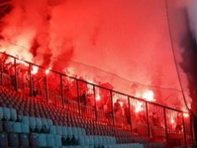 Polscy kibice zaatakowali autokar izraelskich fanów? Skandal goni skandal