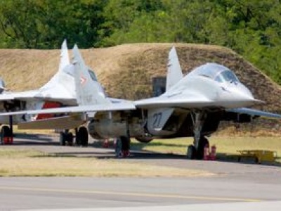 Tajemnicza kradzież w bazie kraju NATO. Zniknęły części myśliwca