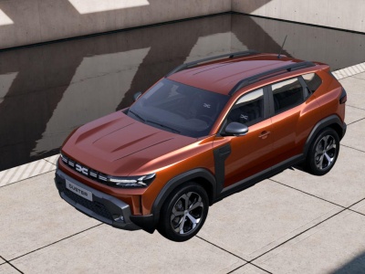 Ta Dacia Duster ma wszystko w cenie, nawet dowolny kolor. Wersja Journey+ na wypasie