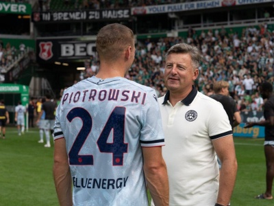 Pewne, pierwsze kroki Jakuba Piotrowskiego we Włoszech