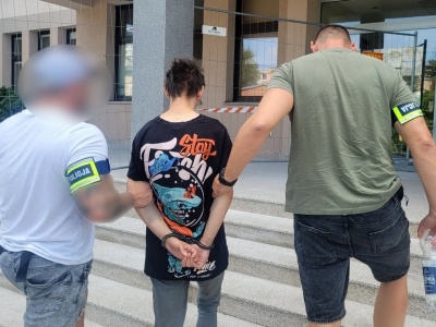 Wycieńczone psy, koty, króliki i szczury! Trzymał zwierzęta w bałaganie i odchodach