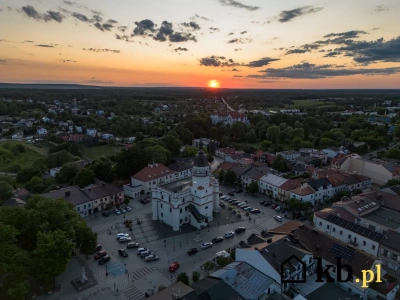 AI wybrało najpiękniejszy rynek w województwie mazowieckim. Wiele miast zawiedzionych