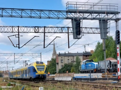 Pierwszy pociąg jeździ po nowym wiadukcie w Katowicach. Wkrótce zmiany odczują pasażerowie