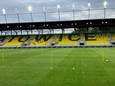 Zbieg okoliczności przy przetargu na dostawę narzędzi dla stadionu miejskiego robi się jeszcze bardziej niesamowity