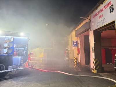 Nocny pożar remizy OSP Hel. Duże straty