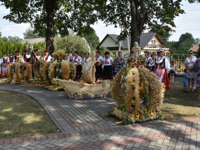Święto Powiśla Dąbrowskiego z tradycyjnym obrzędem i muzyką w tle